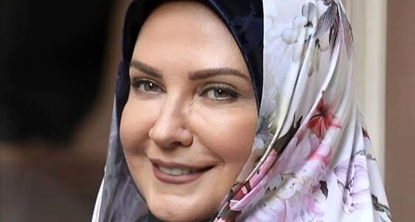 عکس مادر واقعی لعیا زنگنه