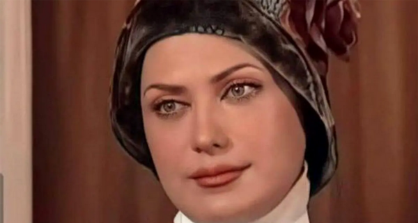 عکس مادر واقعی لعیا زنگنه