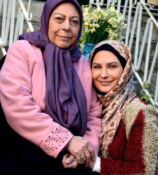 عکس مهدیه موسوی مادر لعیا زنگنه