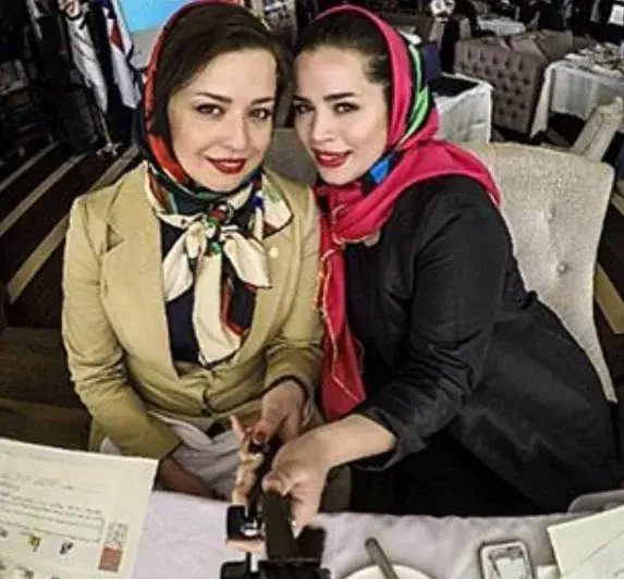 عکس مادر کیمیا شریفی نیا