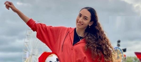 عکس مادر کیمیا علیزاده