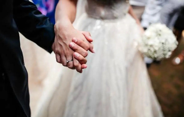 عکس عروس مادر شوهر
