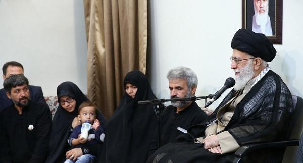 عکس مادر شهید حججی