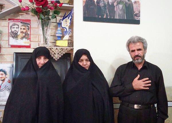 عکس مادر شهید حججی