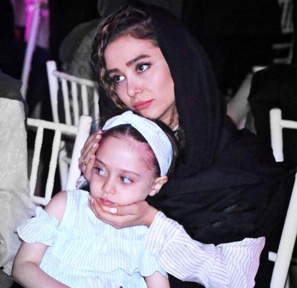 عکس پدر و مادر واقعی ساحل بکرانی