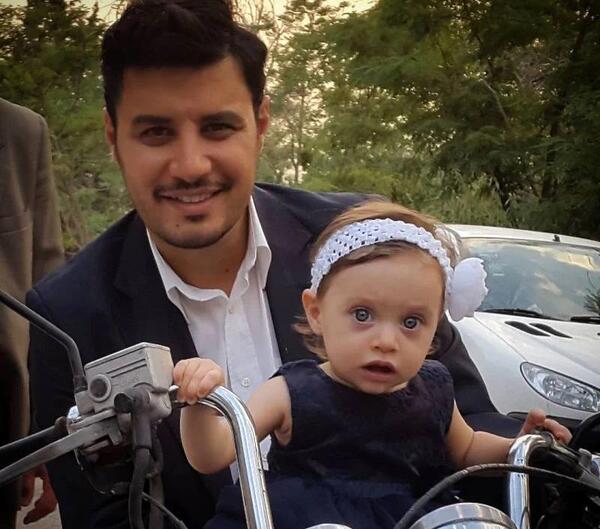 عکس پدر و مادر واقعی ساحل بکرانی