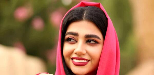 عکس پدر مادر سرنا امینی