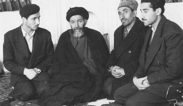 عکس پدر و مادر رهبر