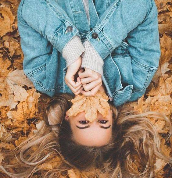 ایده عکس پاییزی مادر دختری