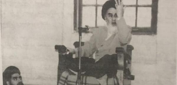 عکس واقعی پدر و مادر خمینی در موزه لندن
