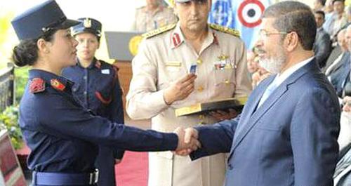 عکس احمدی نژاد با مادر چاوز