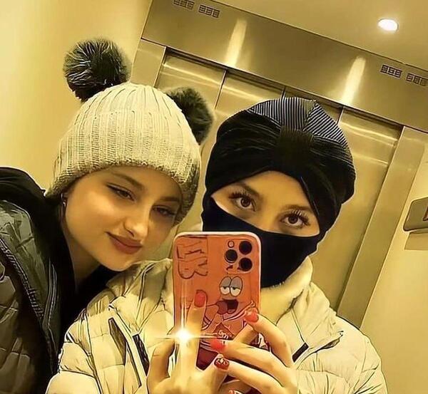 عکس مادر و پدر سارا و نیکا فرقانی اصل