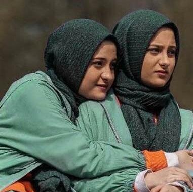 عکس پدر مادر اصلی سارا و نیکا