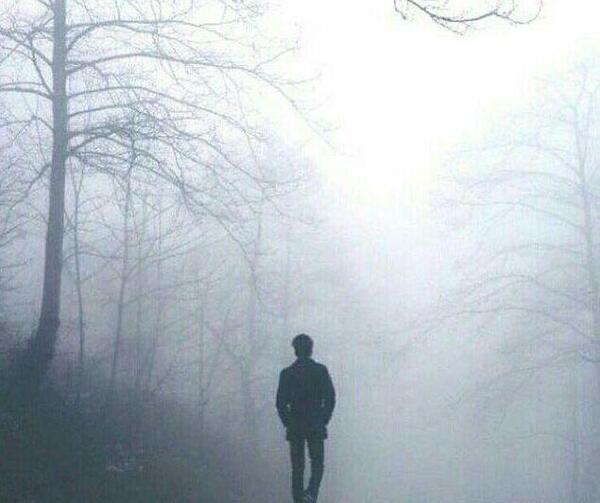عکس سایه مرد تنها