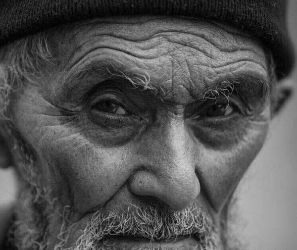 عکس چهره مرد ساده