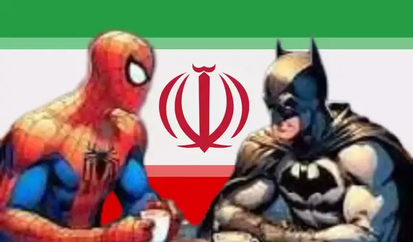 عکس کارتونی مرد عنکبوتی ایستاده