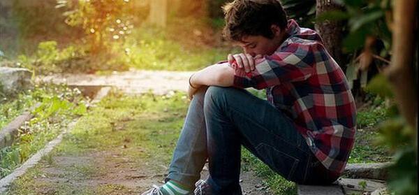 عکس مرد تنها ی عاشق