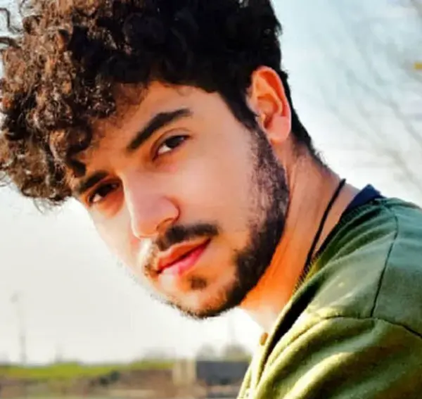 عکس زیباترین خواننده مرد ایرانی