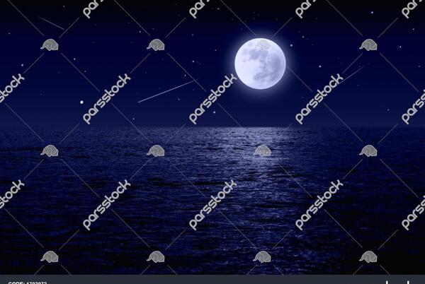عکس ماه در شب کنار دریا