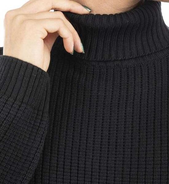 عکس یقه اسکی مشکی