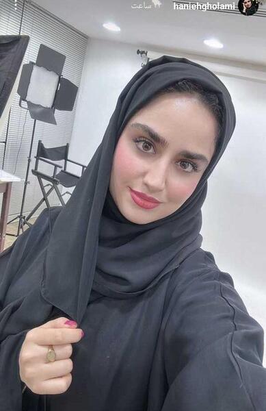 عکس خانم با چادر مشکی