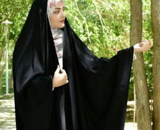 عکس خانم با چادر مشکی