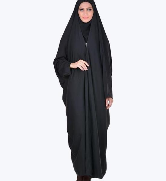 عکس هنری با چادر مشکی