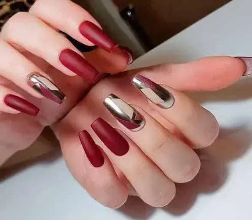عکس ناخن گلدونی کوتاه