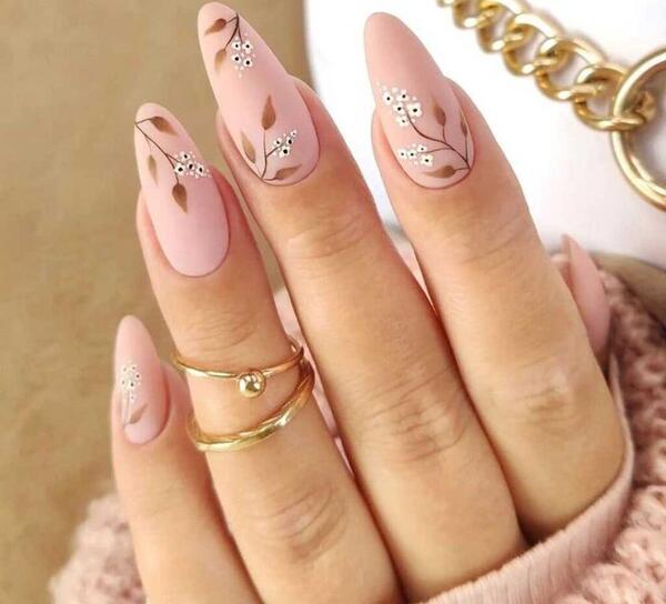 عکس ناخن گرد بلند
