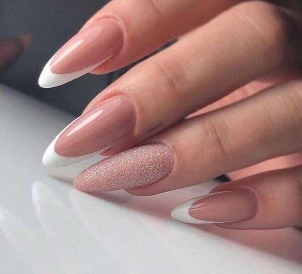 عکس ناخن فرنچ گرد