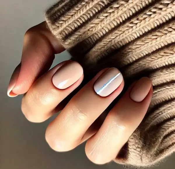 ایده عکس ناخن گرفتن