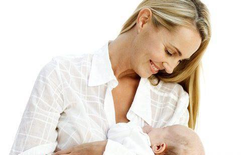 عکس شیر دادن مادر به فرزند
