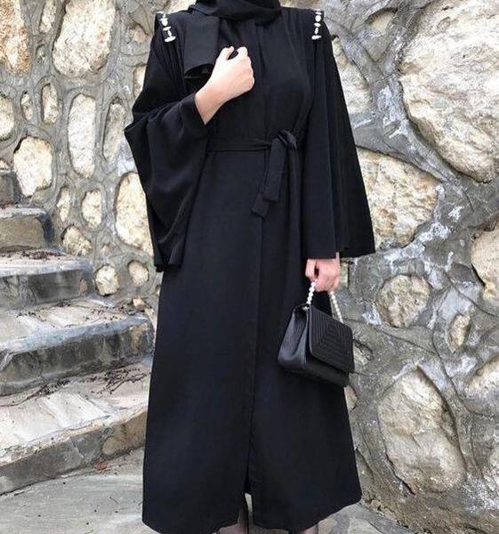 عکس مانتو مشکی محرمی