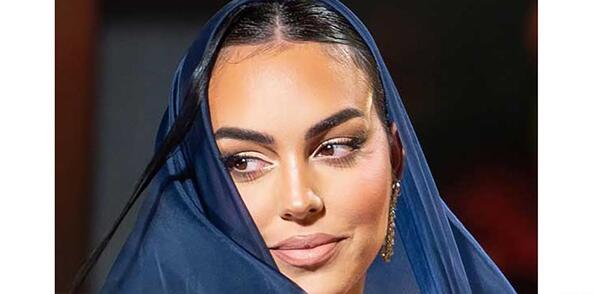 عکس لب جورجینا