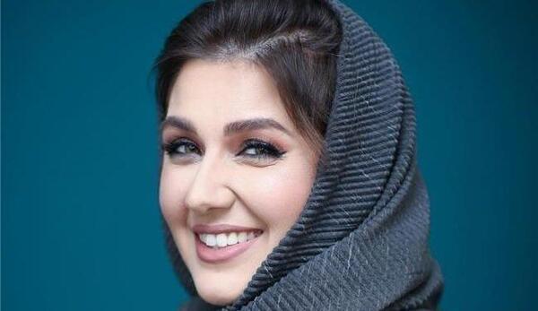 عکس بی حجاب گلوریا هاردی