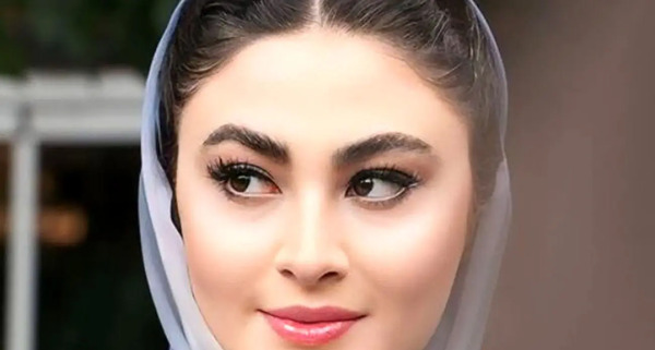 عکس بی حجاب مریم مومن