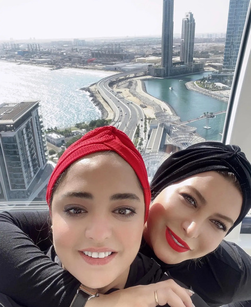 عکس بی حجابی نرگس محمدی
