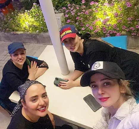 عکس بی حجابی نرگس محمدی
