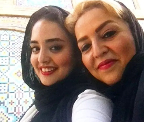 عکس بی حجابی نرگس محمدی