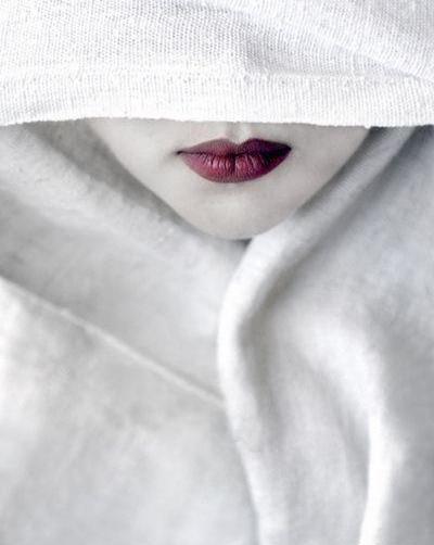 عکس لب دخترونه برای پروفایل