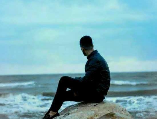 ژست عکس لب دریا پسرانه