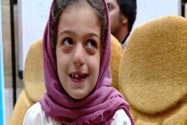 عکس لب شکری دختر