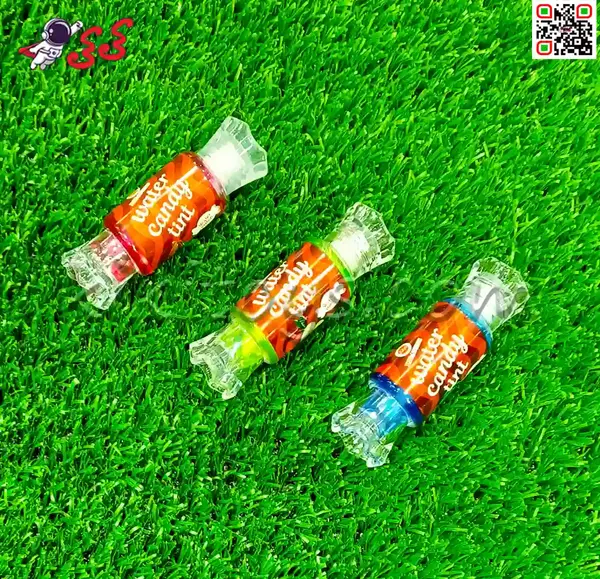 عکس رژ لب تک شاخ