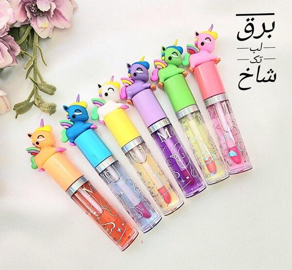 عکس رژ لب تک شاخ