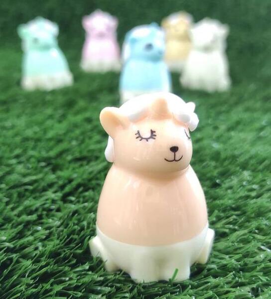 عکس بالم لب تک شاخی
