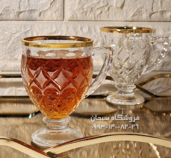 عکس استکان لب طلایی