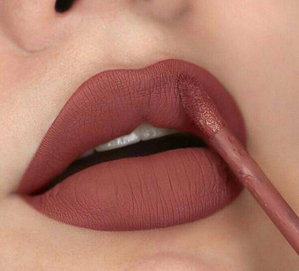 عکس رژ لب عروس