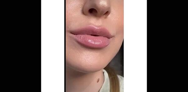 عکس رژ لب عروس