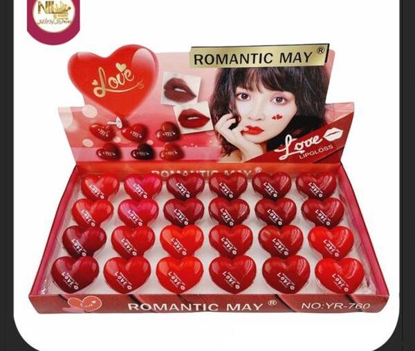 عکس رژ لب قلبی