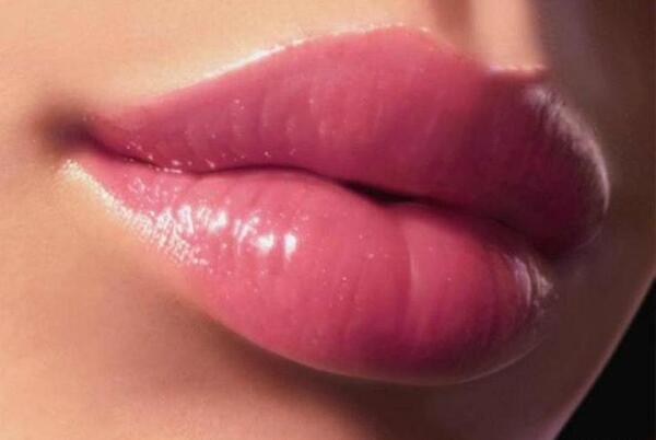 عکس ژل لب کره ای